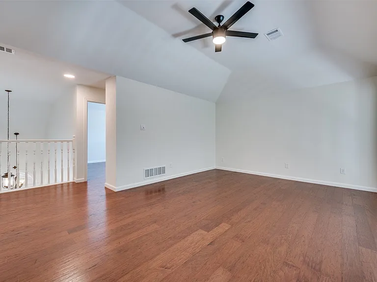3772 Waterside Ct — Photo 15
