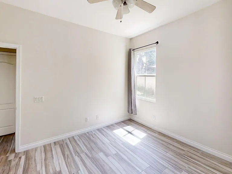 11186 Casper Cv — Photo 10