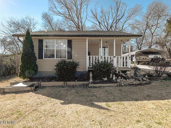 2nd image of 2201 Paris Rd