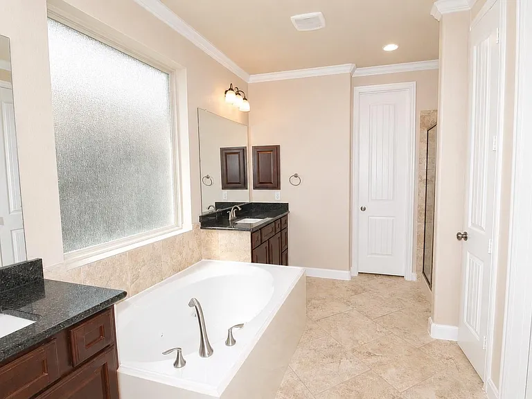 7703 Reflection View Ln — Photo 9
