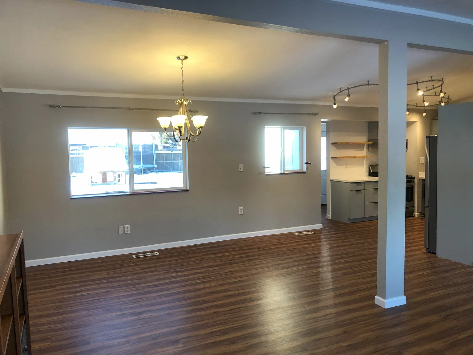 2 bed, 1108 sqft, $2,400 — Photo 3