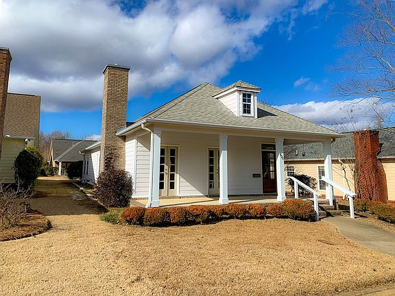3rd image of 521 Exbury Dr