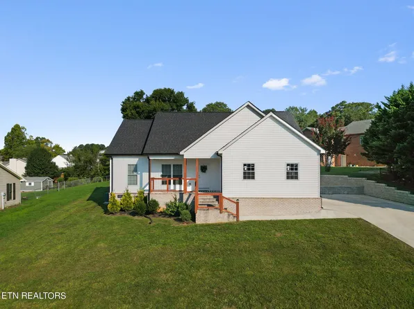 1004 Valley Dr, Athens, TN 37303