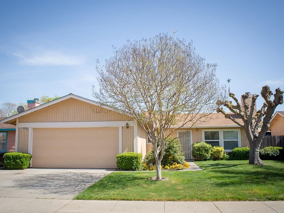 1st image of 1033 Brigadoon Ln