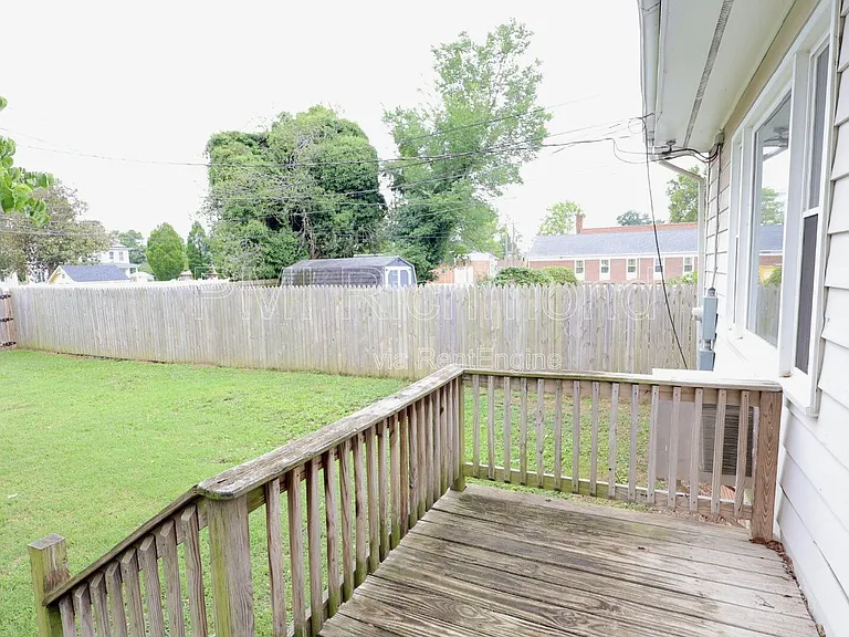 2721 Garland Ave — Photo 28