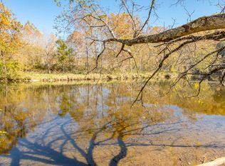 305 Mulberry Ln, Mouth Of Wilson, VA 24363