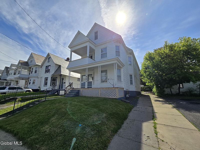 2nd image of 1708 Avenue A