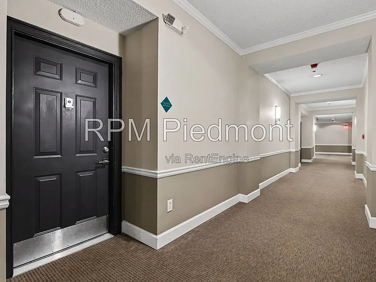 220 Renaissance Pkwy NE #2122 — Photo 7