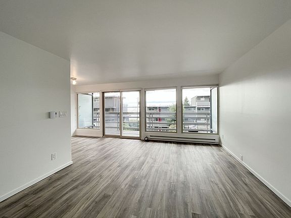 2nd image of 407 2nd St S APT 17