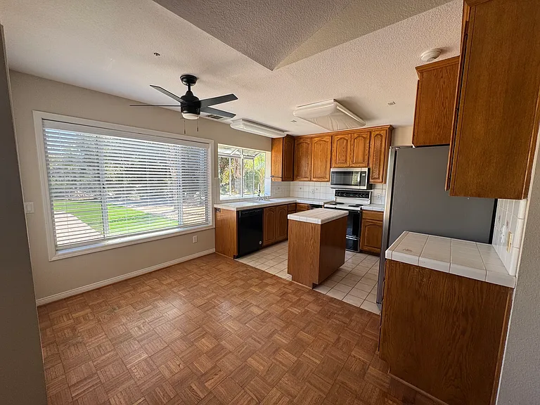 37550 Calle De Companero — Photo 31