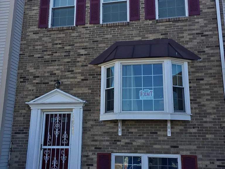 10983 Tower Pl — Photo 1