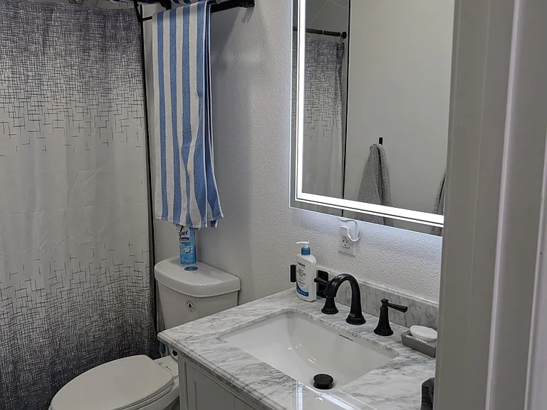1662 Kellogg Ave — Photo 8