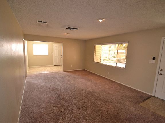 3rd image of 4895 Acacia Ave