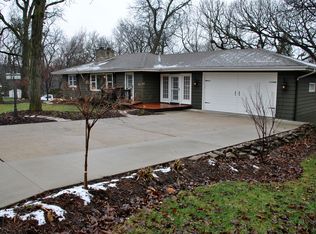 108 Birdland Dr, Newton, IA 50208