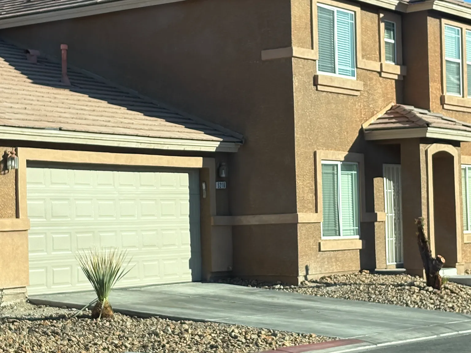 5216 El Prado Heights St — Photo 2