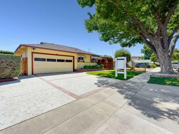 1402 Sprucewood Dr, San Jose, CA 95118