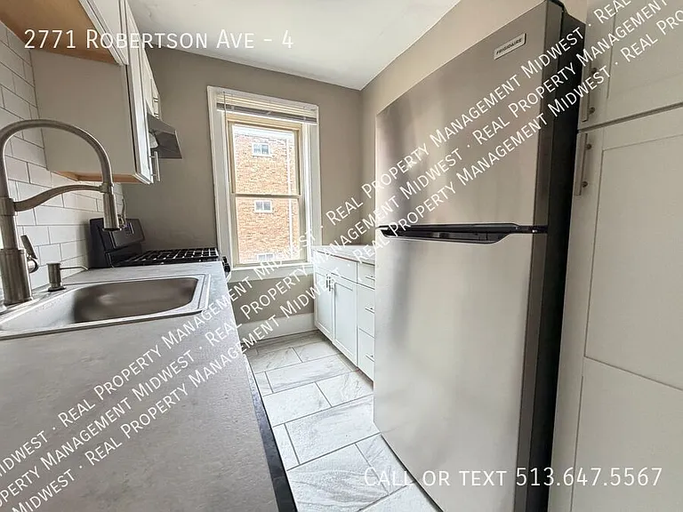 2771 Robertson Ave #4 — Photo 3