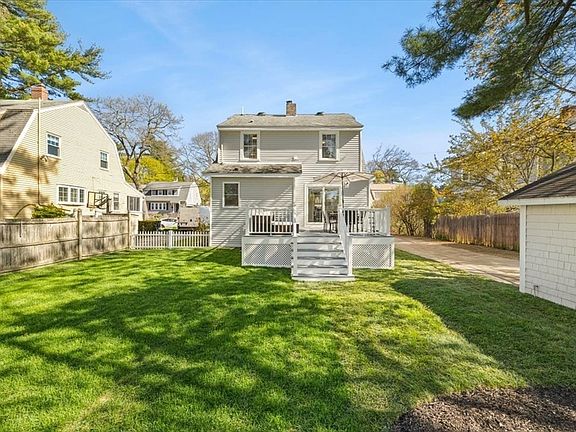 3rd image of 29 Pine Cir