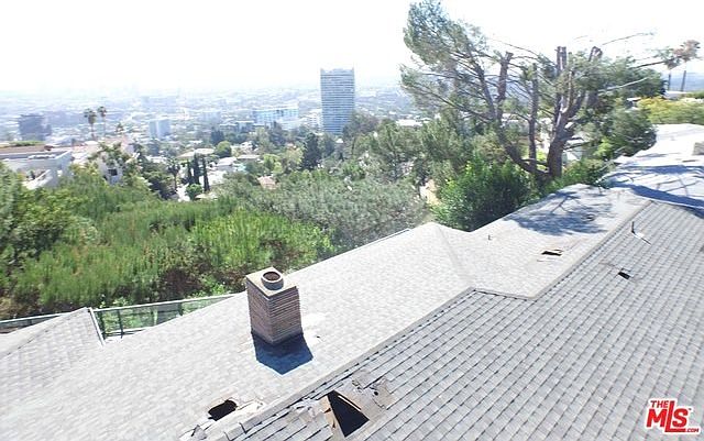 2nd image of 9416 Sierra Mar Pl