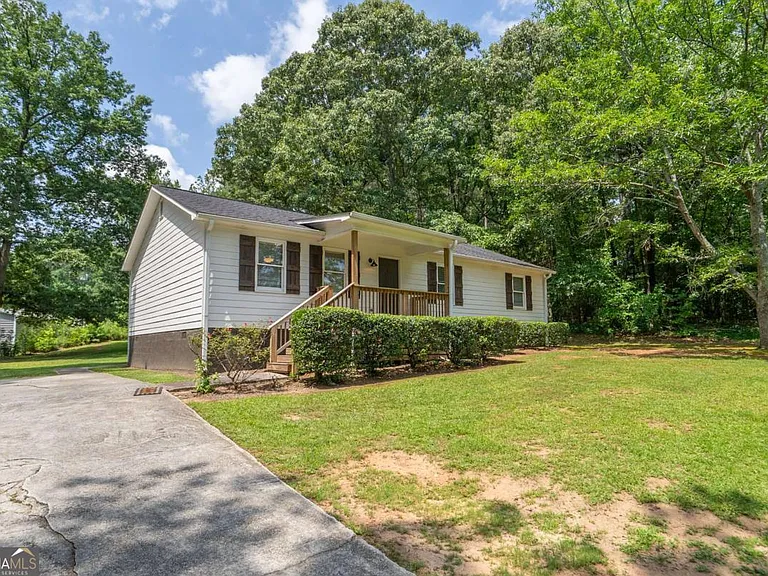 5240 Emmett Still Rd — Photo 4