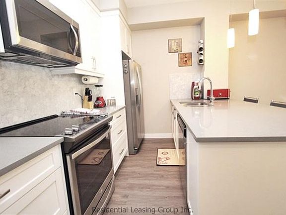 3rd image of 150 Auburn Meadows Mnr SE #409