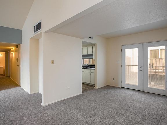 3rd image of 3501 Juan Tabo Blvd NE Unit F8