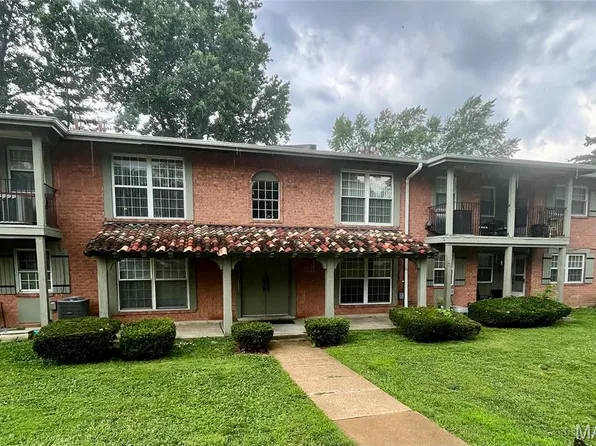 8736 Santa Bella Dr APT G, Hazelwood, MO 63042