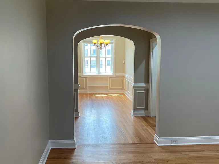 1337 E Morehead St — Photo 12
