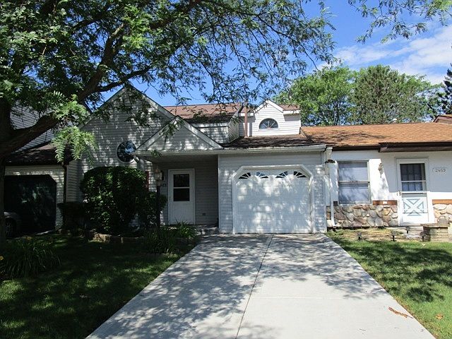 1st image of 2465 Bridgewater Dr