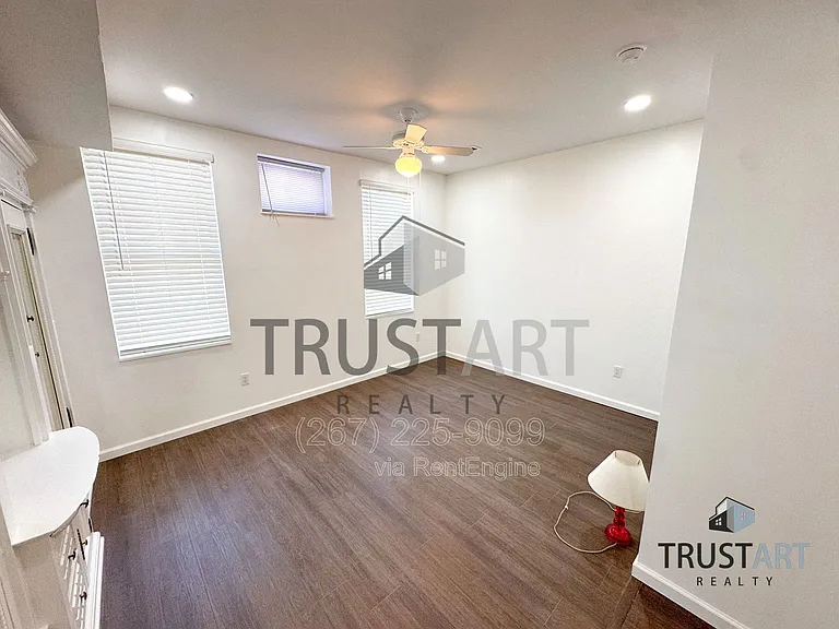 910 N 41st St #2 — Photo 5