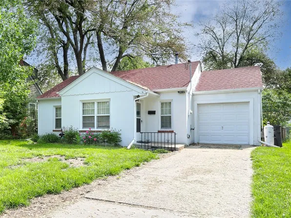2413 47th St, Des Moines, IA 50310