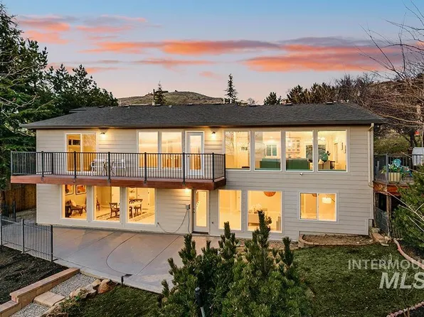 3901 W Twilight Ct, Boise, ID 83703