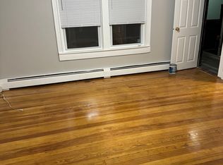 90 Draper St #2F, Pawtucket, RI 02861