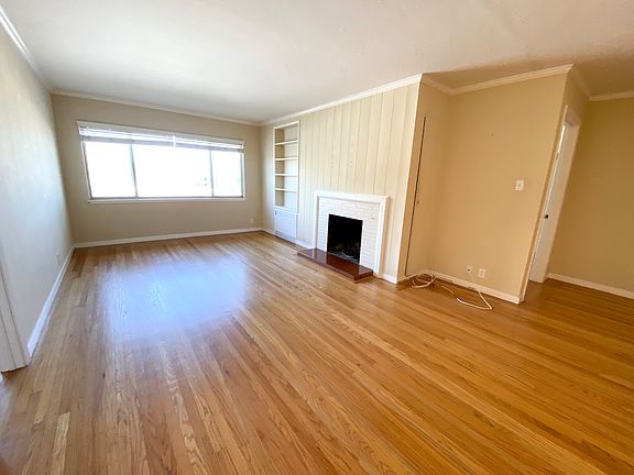 5th image of 1080 Francisco St APT 21
