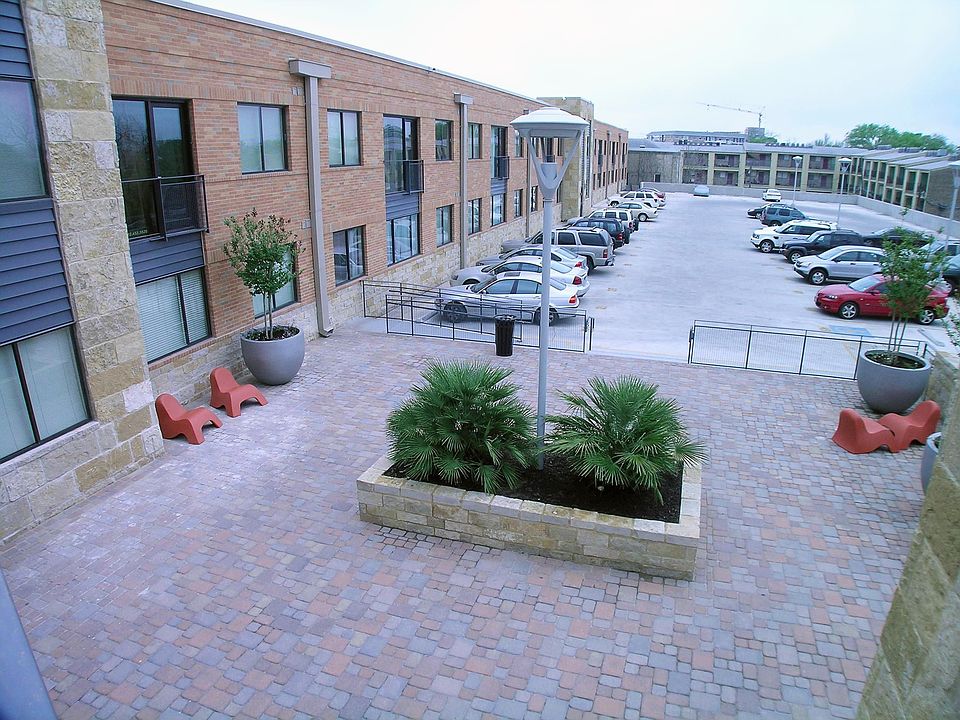This is the pretty courtyard below unit 316