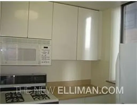 Rented by Douglas Elliman | media 18