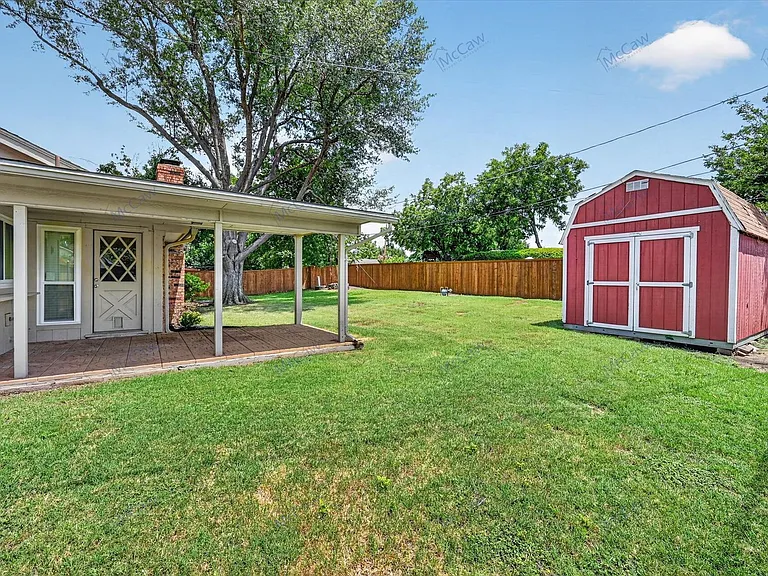 5708 Stone Dr — Photo 18