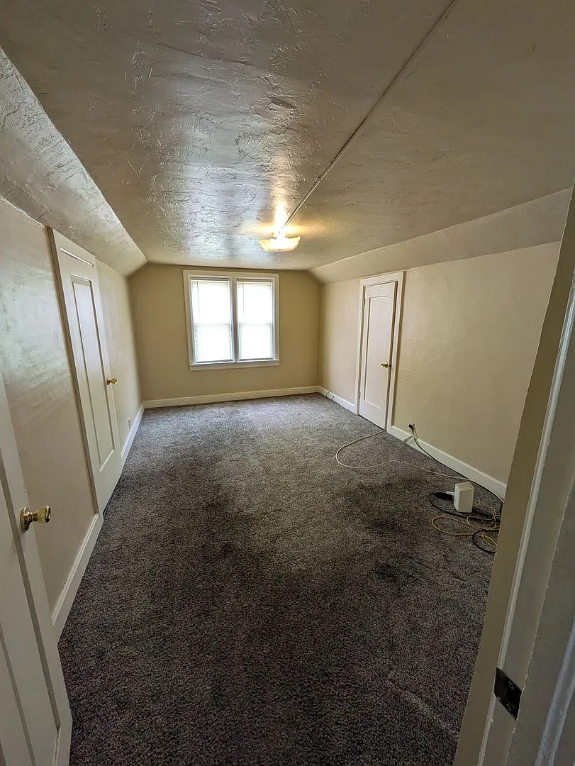 1207 S 15th St — Photo 3