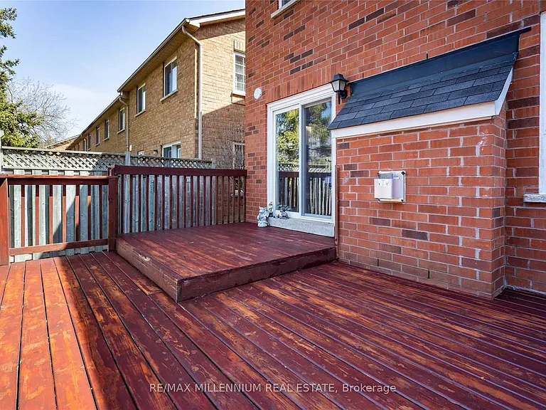 13 Dawson Cres — Photo 10