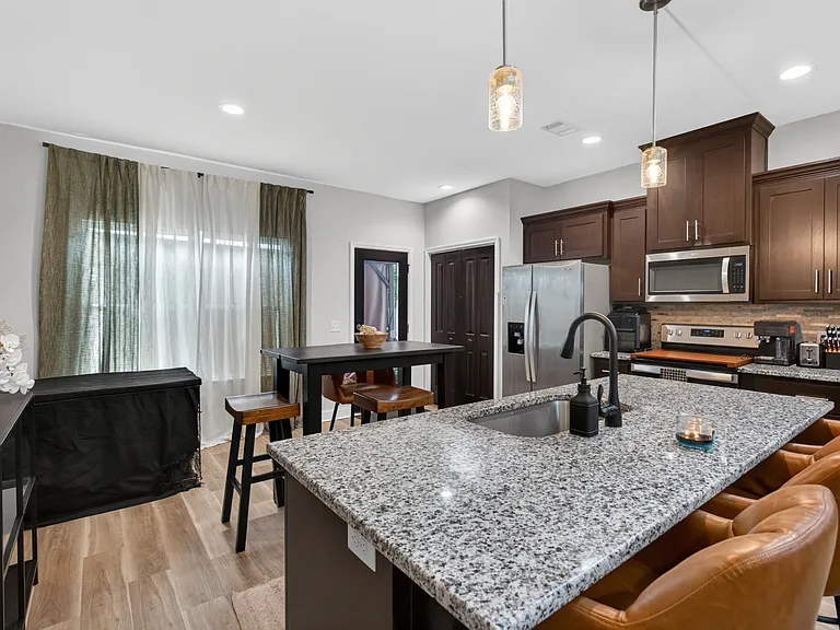 840 Abode Ave — Photo 12