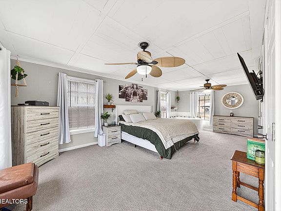 30th image of this home