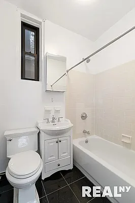 Rented by REAL New York | media 5