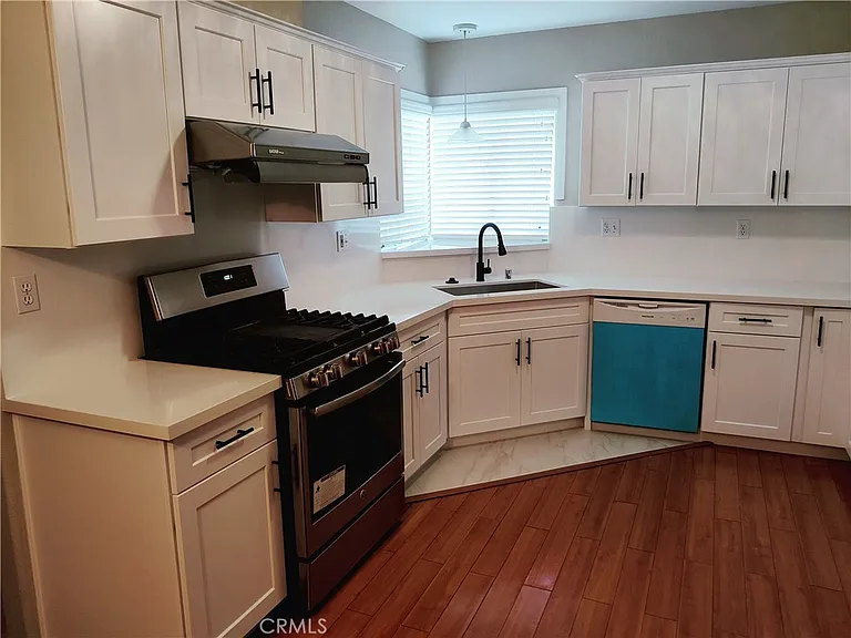 9711 Garibaldi Ave — Photo 9