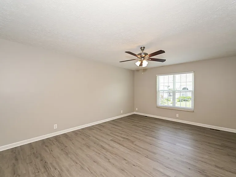 3108 Creekview Ln — Photo 12