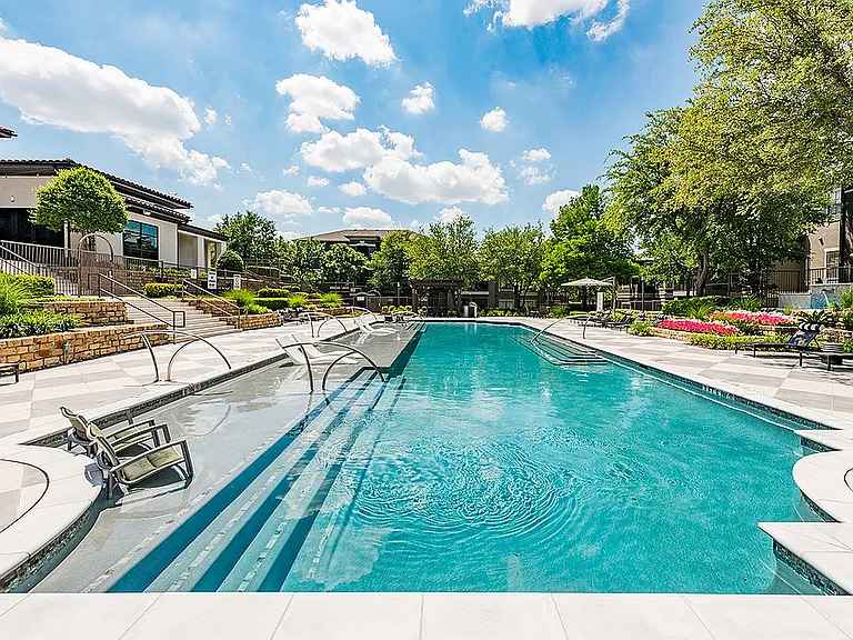 Walnut Hill Las Colinas — Photo 13