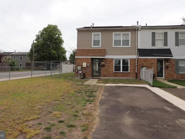 8145 Chelwynde Ave, Philadelphia, PA 19153