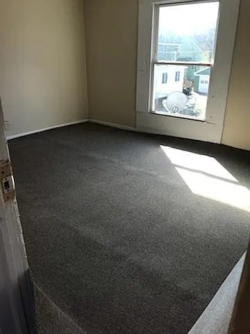 18 Lee Pl — Photo 3