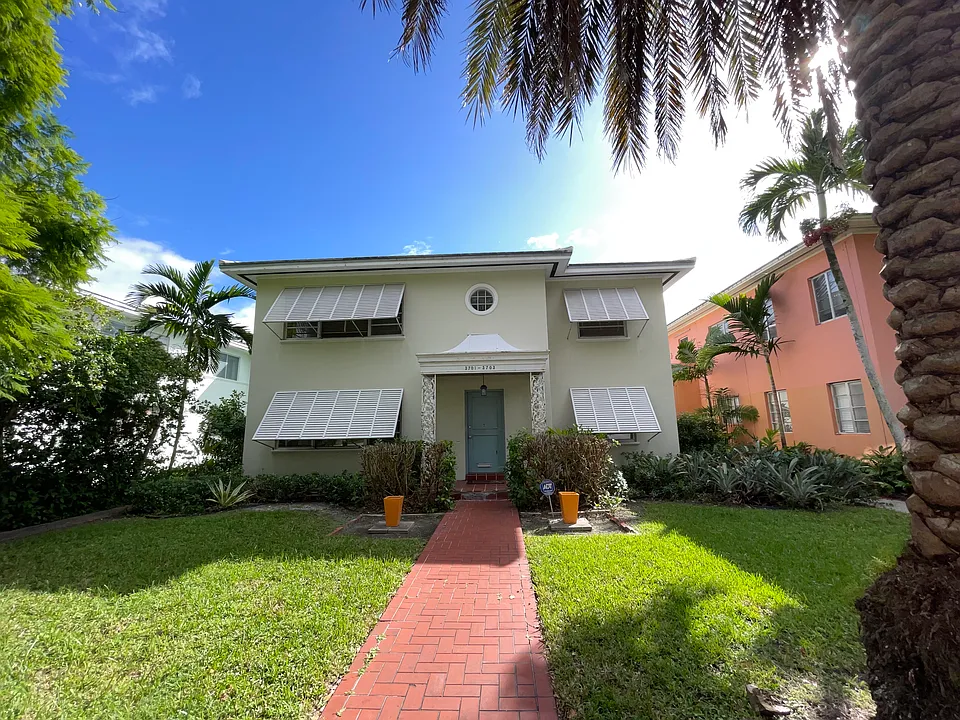 3703 Ponce De Leon Blvd