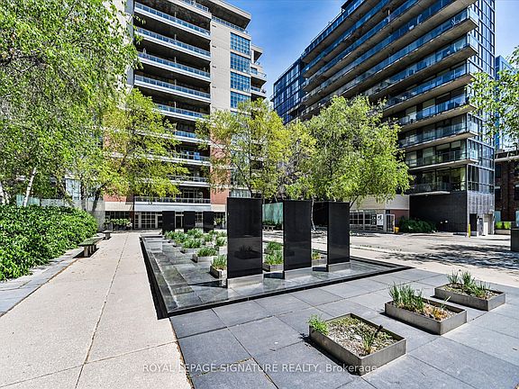 2nd image of 399 Adelaide St W #420