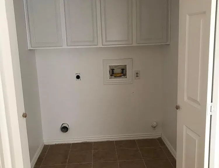 2220 Wren Ln — Photo 2